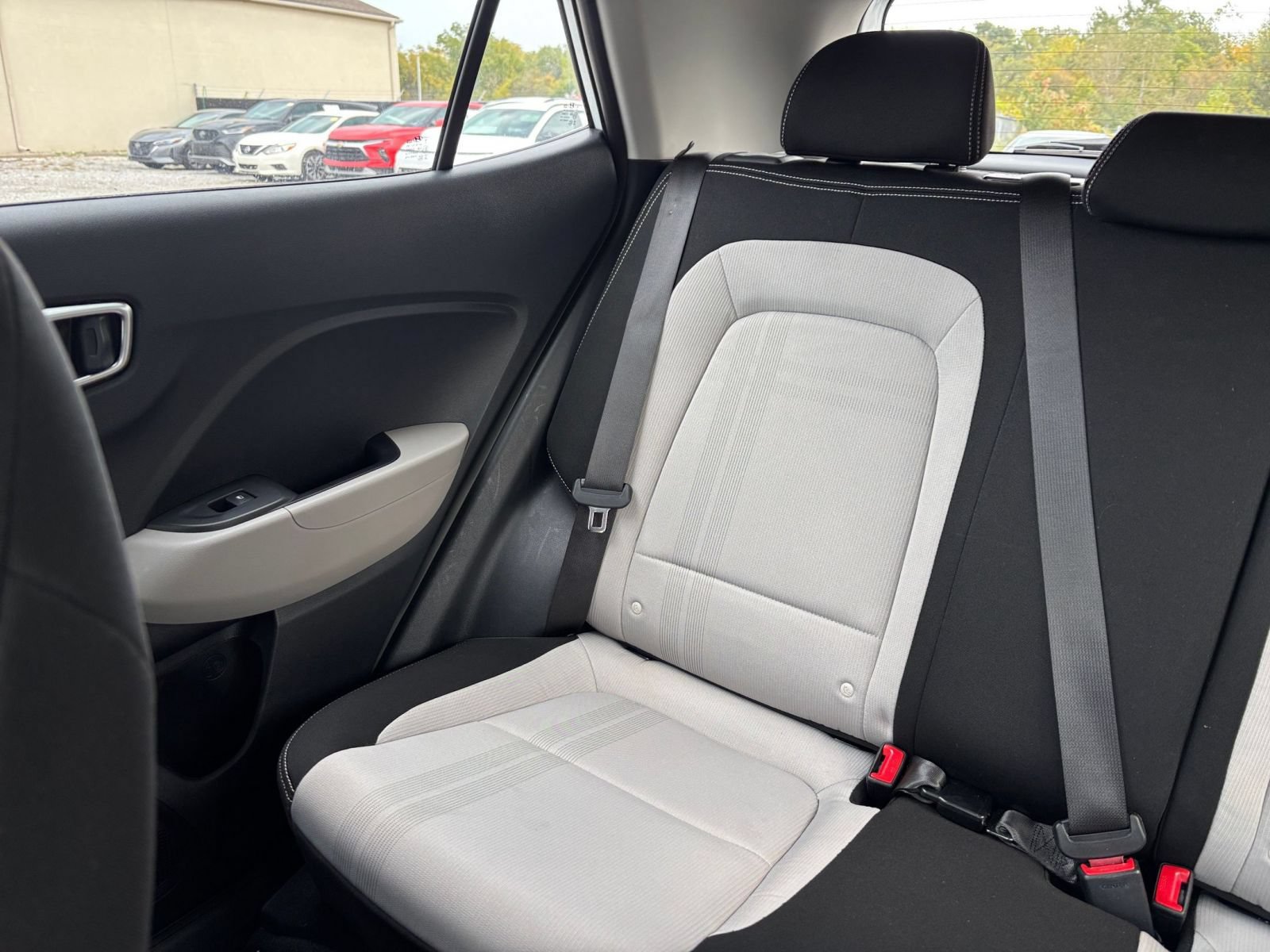 Used 2026 Hyundai Venue SEL FWD image 38