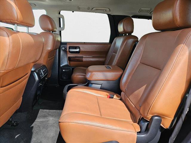 Used 2015 Toyota Sequoia Platinum image 17