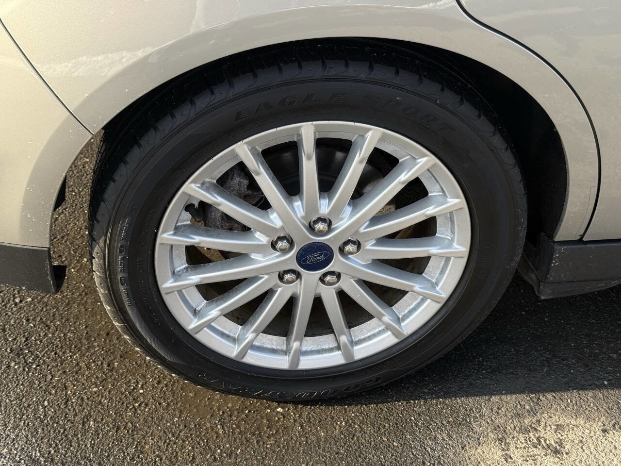 Used 2015 Ford C-MAX SE image 33