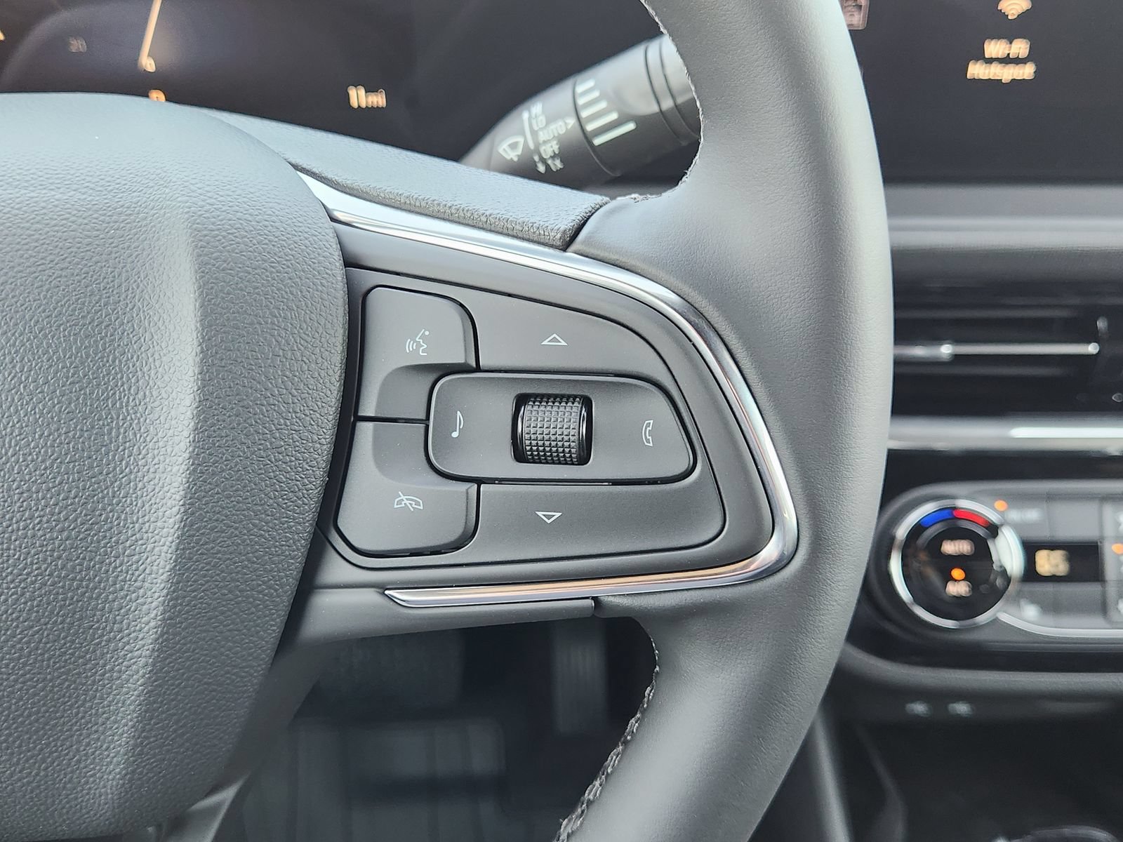 New 2026 Buick Envista Sport Touring w/ Convenience I Package FWD image 33