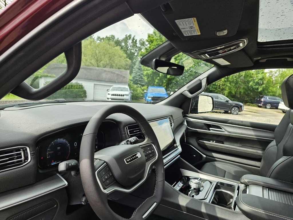 New 2025 Jeep Wagoneer Series II w/ Convenience Group I image 36