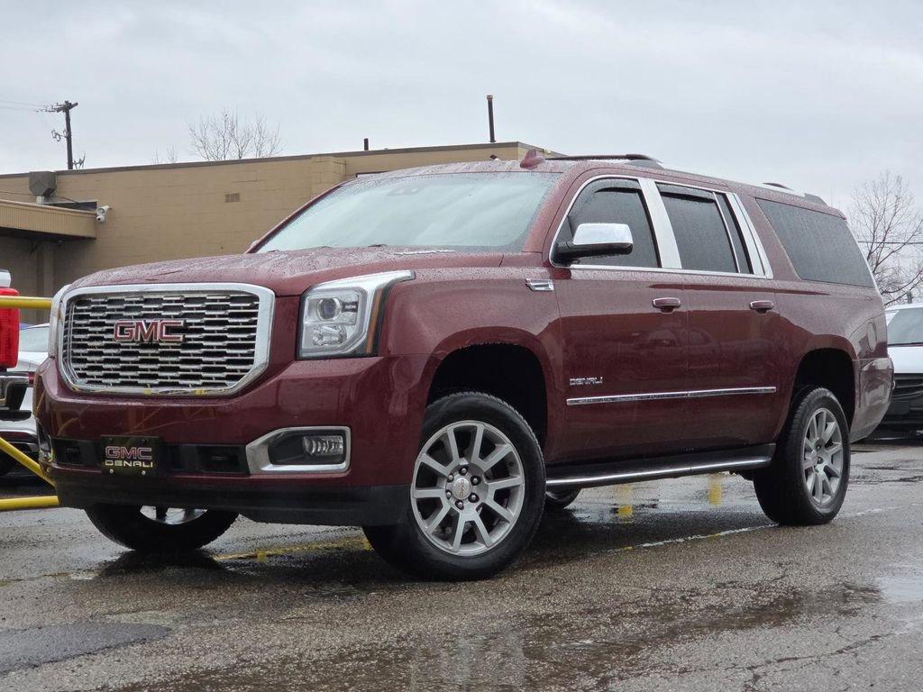 Used 2019 GMC Yukon XL Denali image 2
