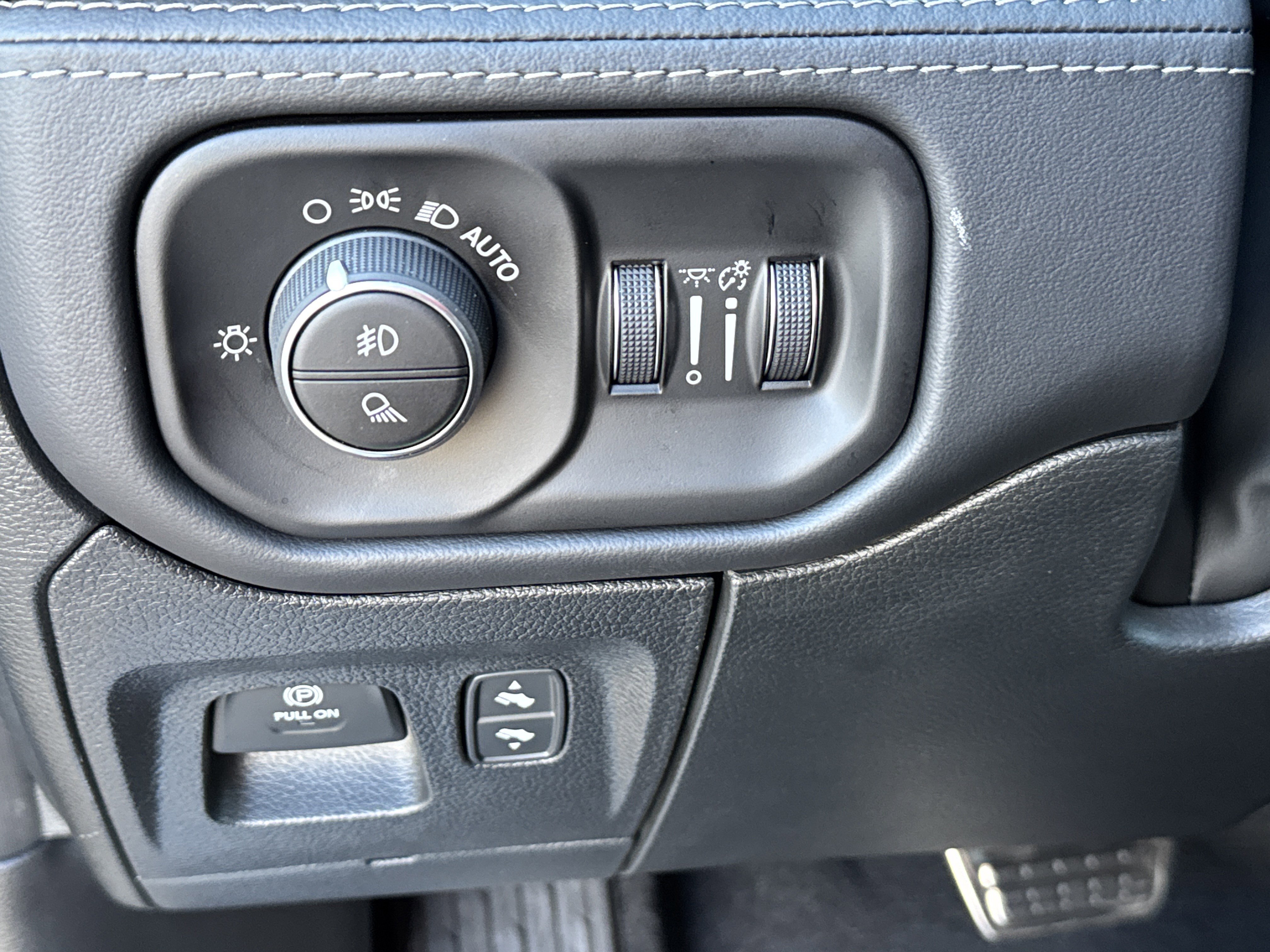 New 2026 RAM 1500 RHO w/ RHO Level 1 Equipment Group image 38