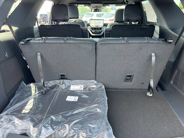New 2026 Ford Explorer ST-Line w/ ST-Line Street Pack AWD/4WD image 5