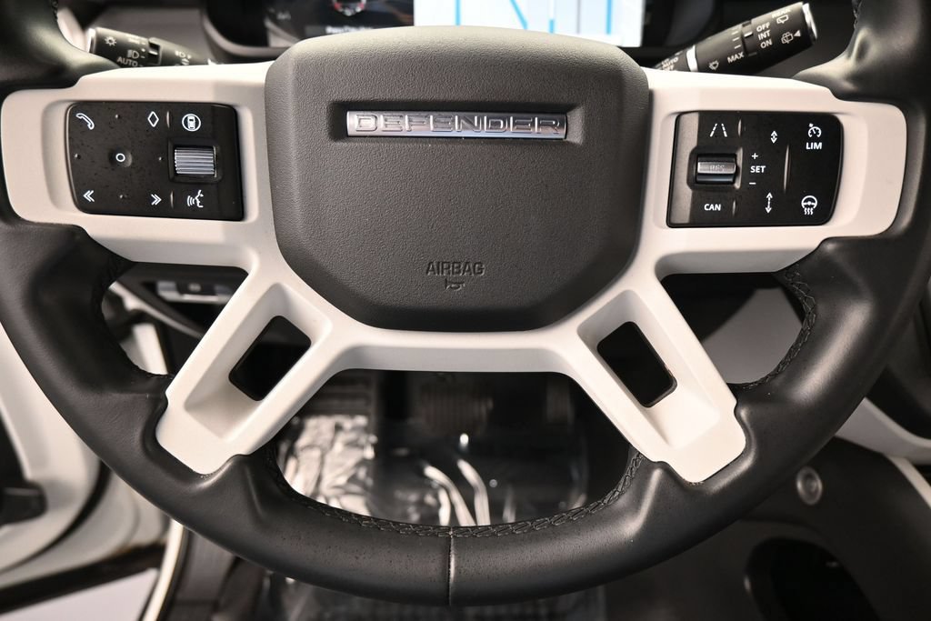 Used 2025 Land Rover Defender 110 S AWD/4WD image 42