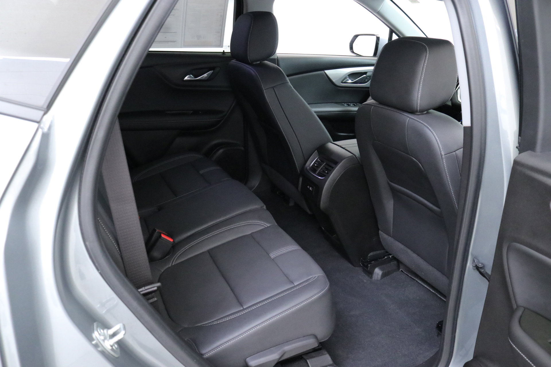 Used 2024 Chevrolet Blazer LT w/ LPO, Floor Liner Package image 27