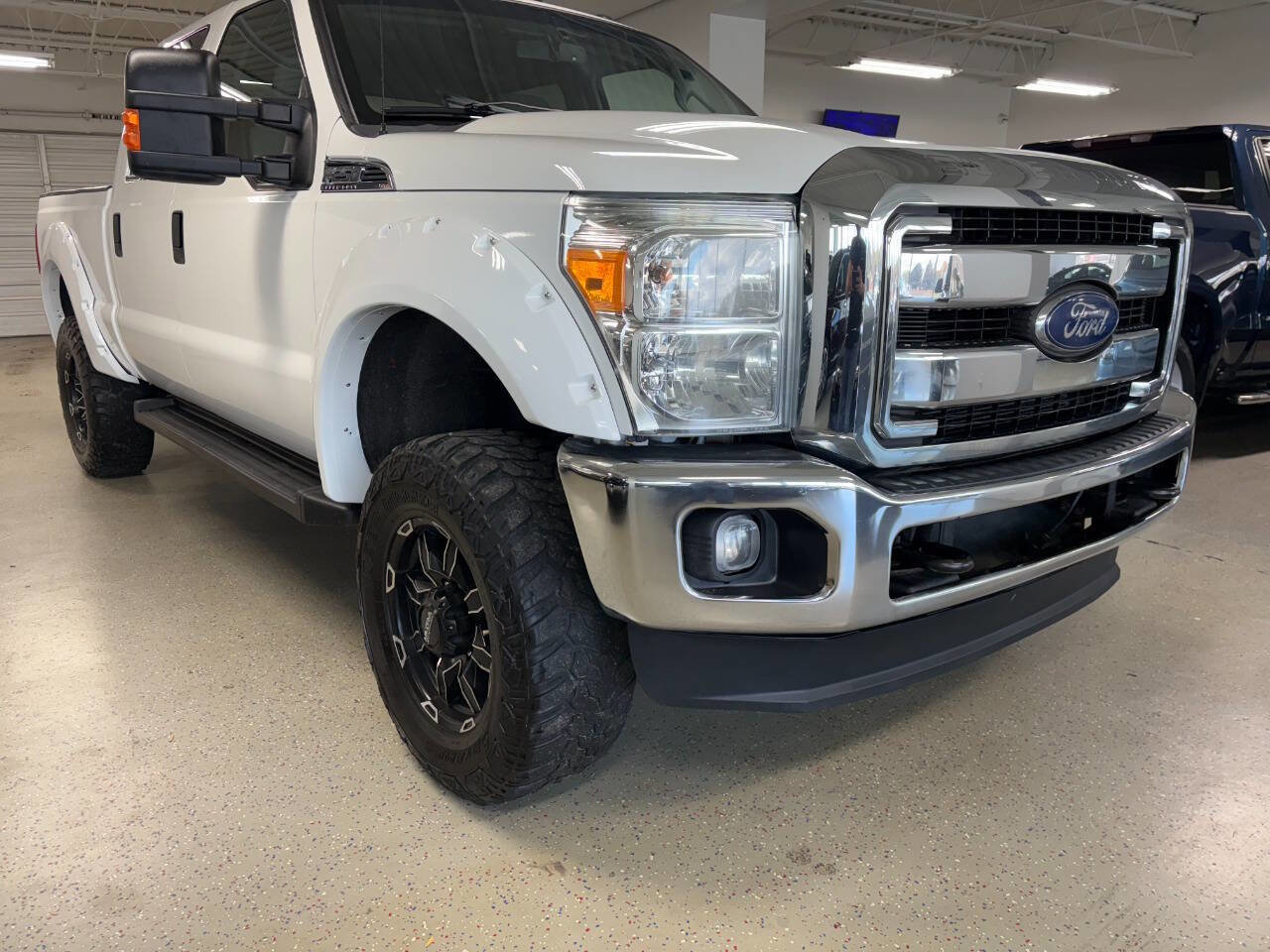 Used 2016 Ford F250 XLT w/ Camper Package image 5