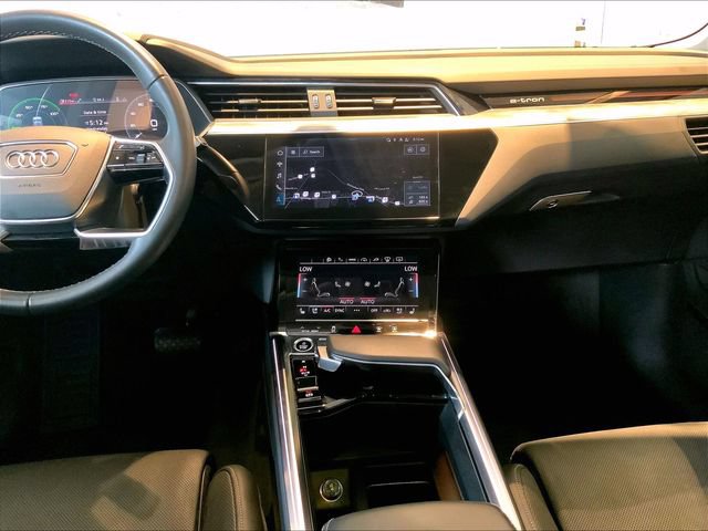 Certified 2024 Audi Q8 e-tron Prestige w/ Prestige Package AWD/4WD image 15