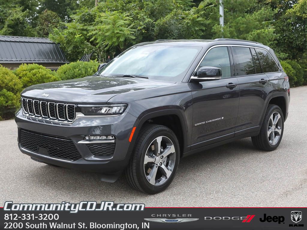 New 2025 Jeep Grand Cherokee Limited image 2