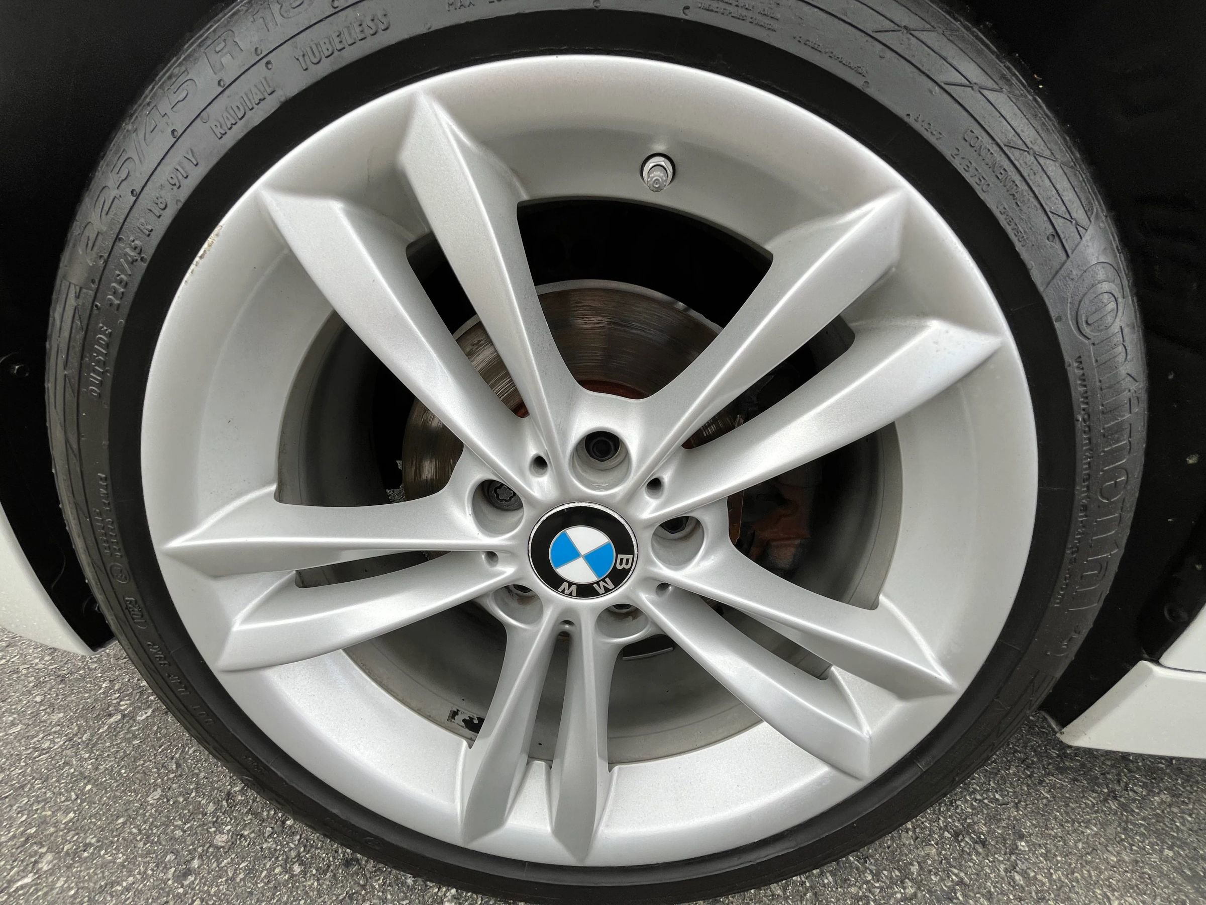 Used 2017 BMW 320i Sedan image 24