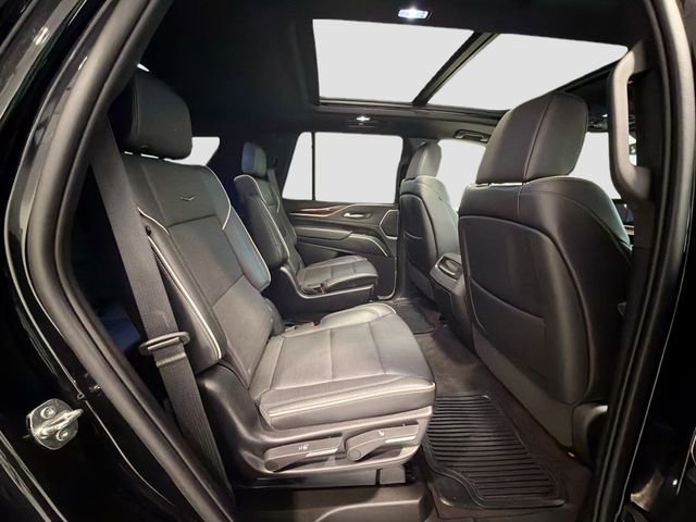 Used 2023 Cadillac Escalade Premium Luxury AWD/4WD image 26