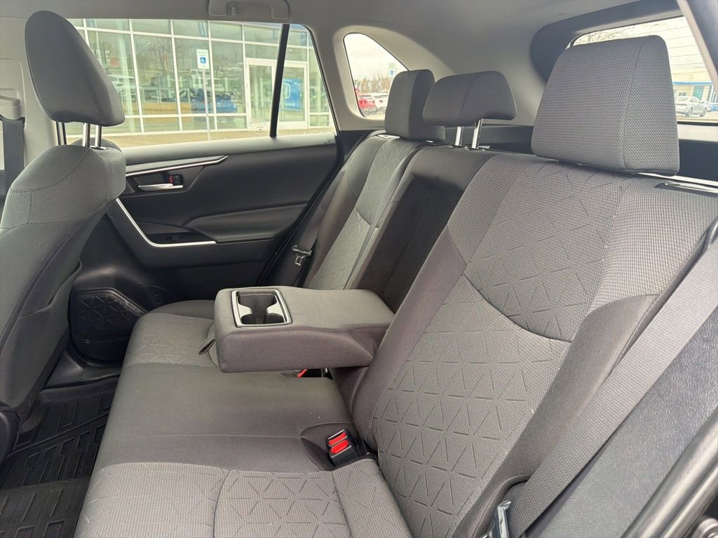 Used 2023 Toyota RAV4 XLE image 25