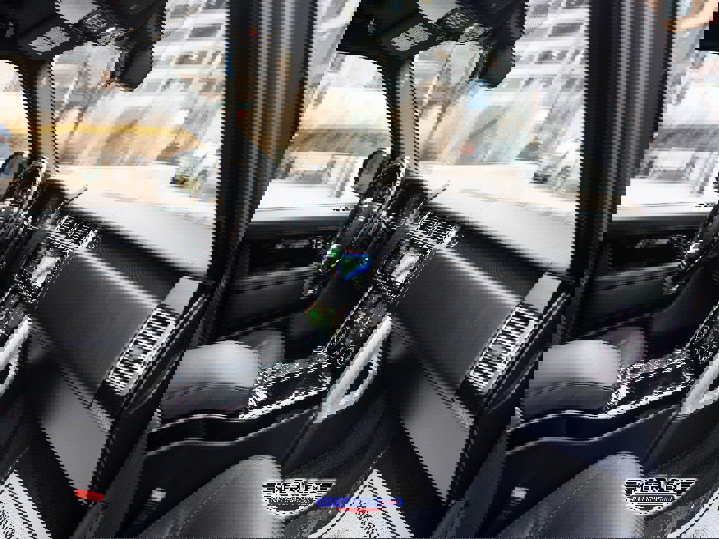 Used 2022 Land Rover Range Rover Westminster Edition image 15