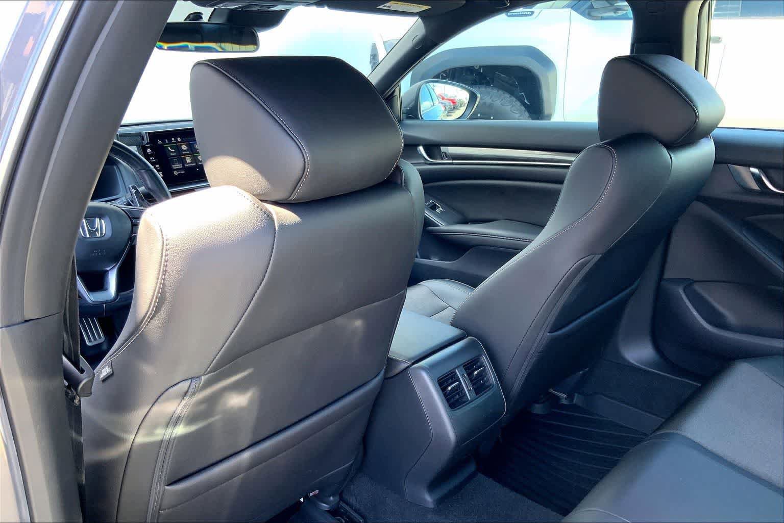 Used 2020 Honda Accord Sport image 13