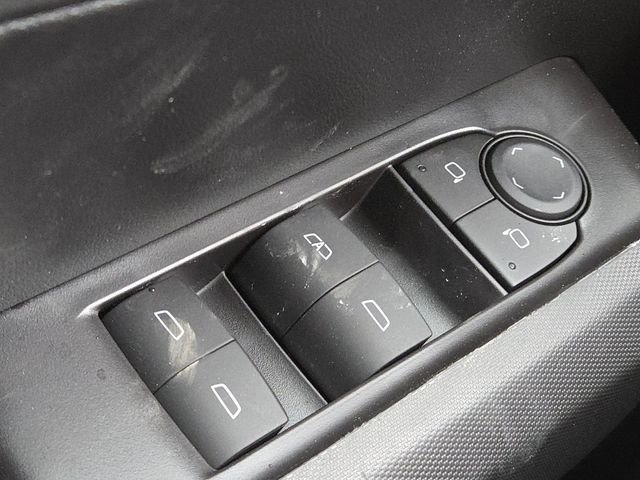 New 2026 GMC Canyon Elevation w/ Convenience Package image 17