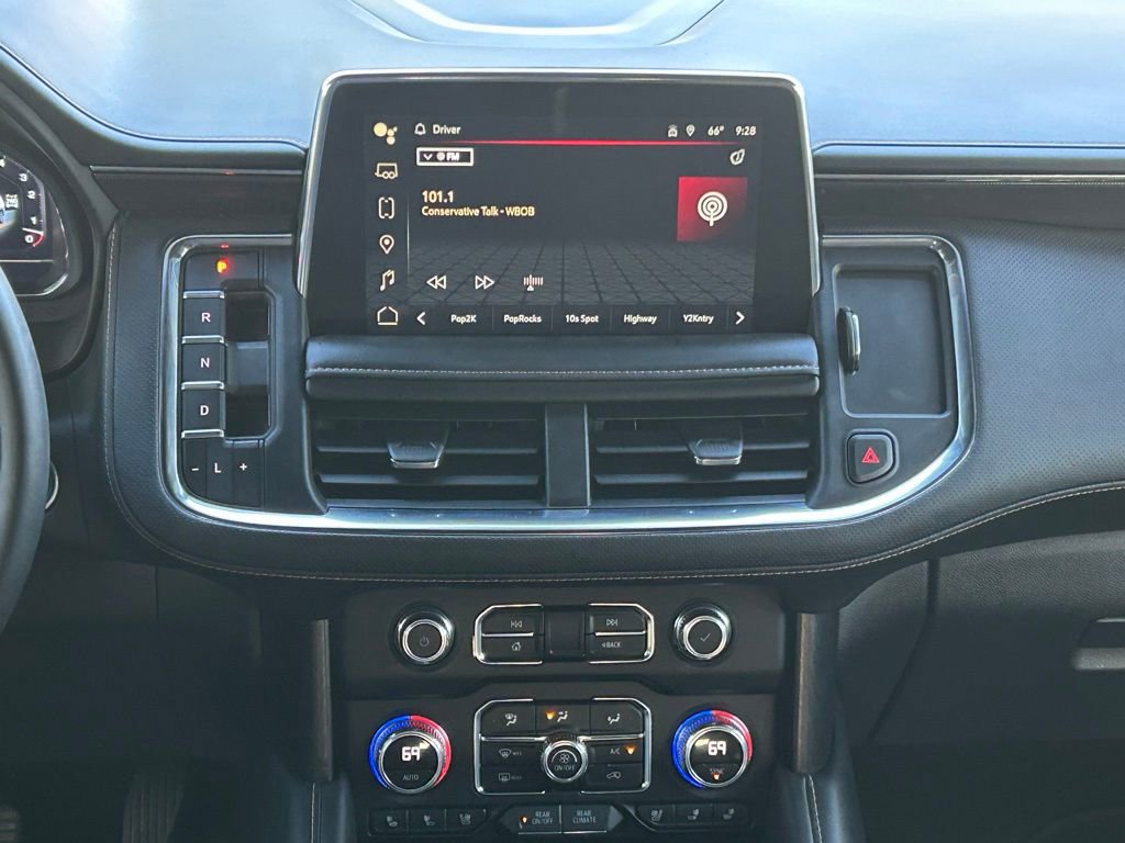 Used 2024 GMC Yukon AT4 w/ AT4 Premium Package image 19