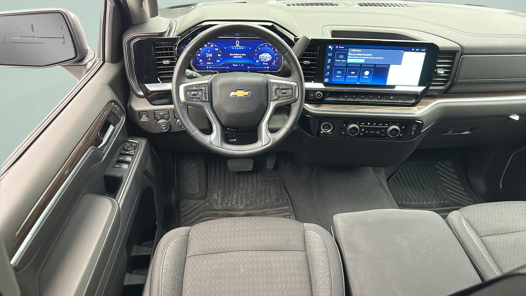 Used 2024 Chevrolet Silverado 1500 LT AWD/4WD image 14