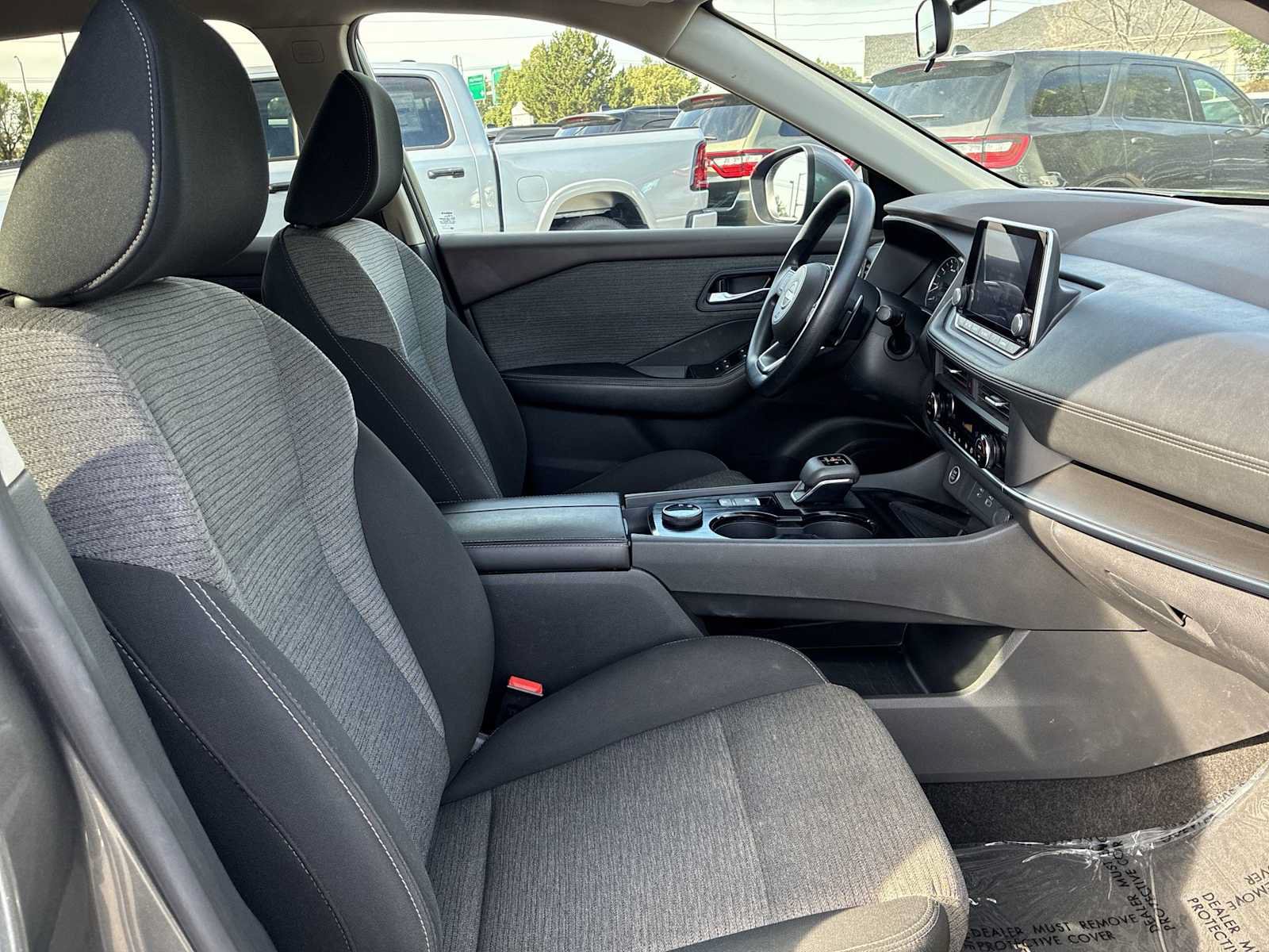 Used 2023 Nissan Rogue SV AWD/4WD image 24