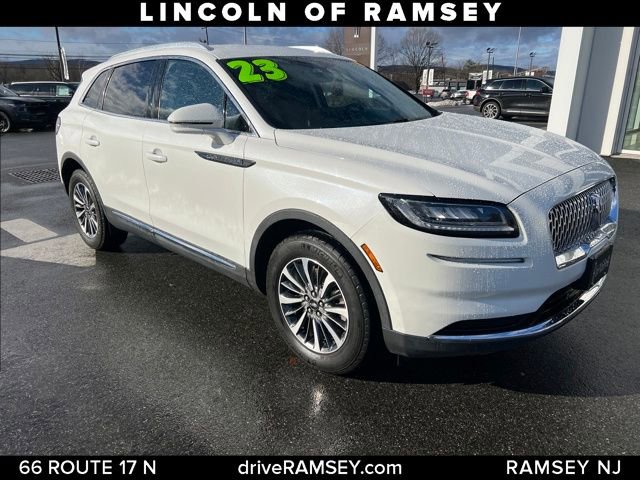 Used 2023 Lincoln Nautilus AWD w/ Premium Package image 7