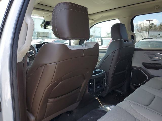 New 2026 RAM 1500 Laramie w/ Laramie Preferred Package AWD/4WD image 14