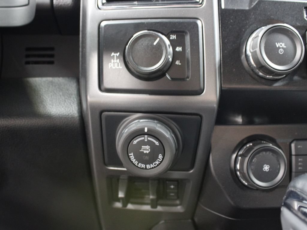 Used 2020 Ford F150 XLT w/ Equipment Group 302A Luxury AWD/4WD image 55