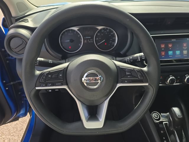 Certified 2021 Nissan Kicks S FWD image 28