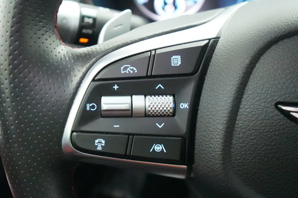 Used 2025 Genesis G70 2.5T w/ Sport Prestige Package AWD/4WD image 40