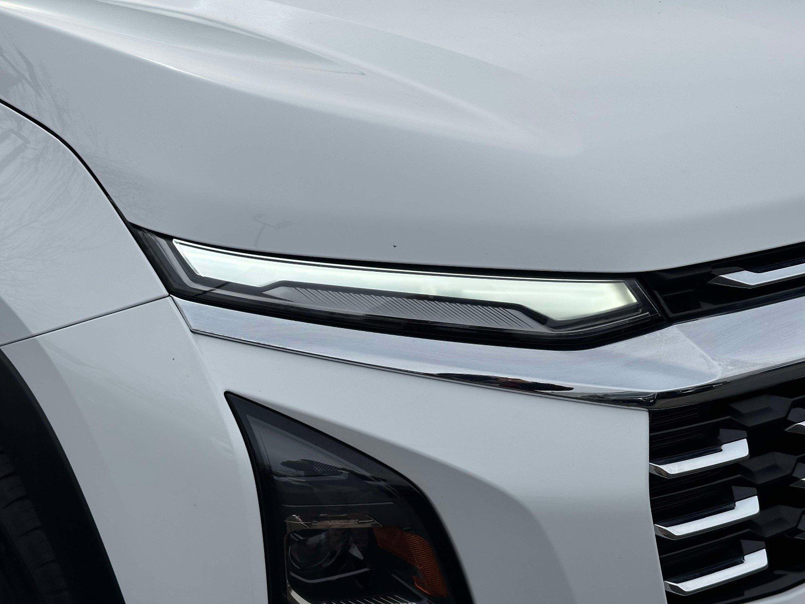 Certified 2025 Chevrolet Equinox LT w/ Convenience Package II AWD/4WD image 8