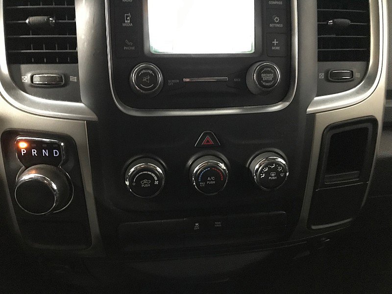 Used 2015 RAM 1500 Classic SLT image 28