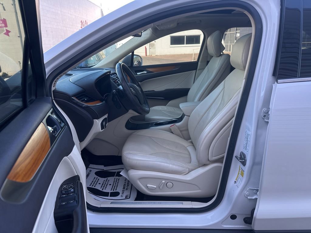Used 2016 Lincoln MKC Reserve image 16
