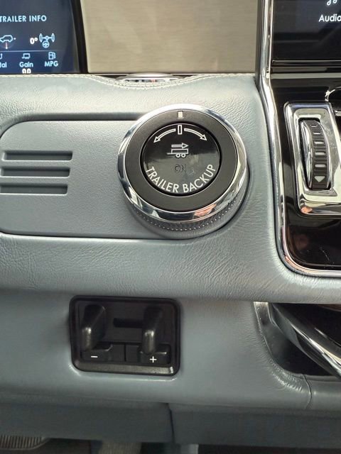 Used 2022 Lincoln Navigator L Black Label image 33