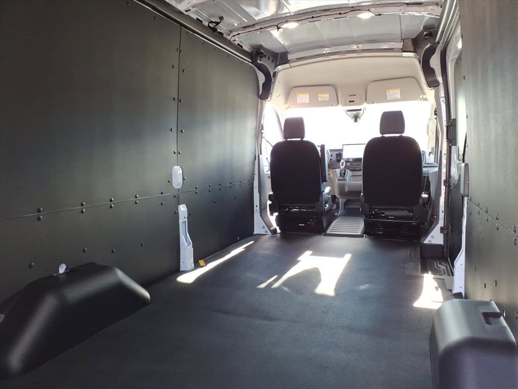 New 2026 Ford Transit 250 148 Medium Roof w/ Load Area Protection Package image 11