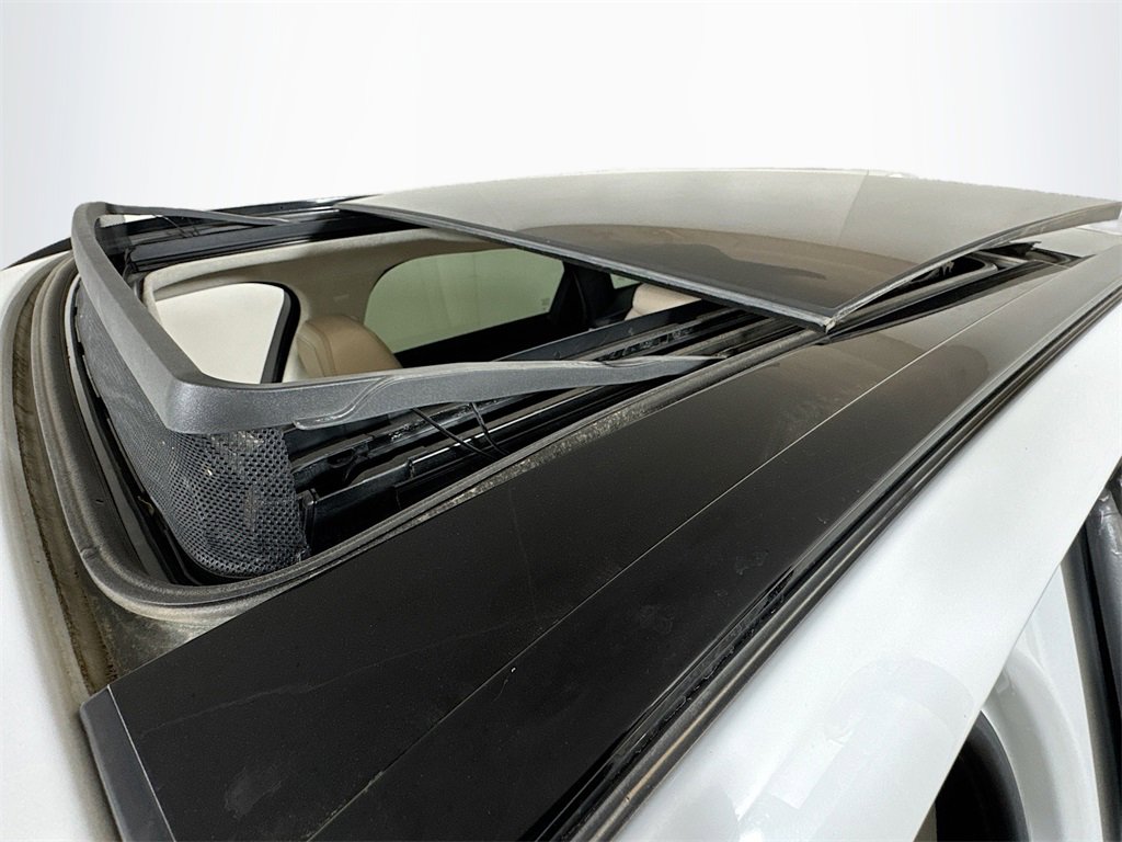 Used 2019 Jaguar F-PACE Prestige image 21