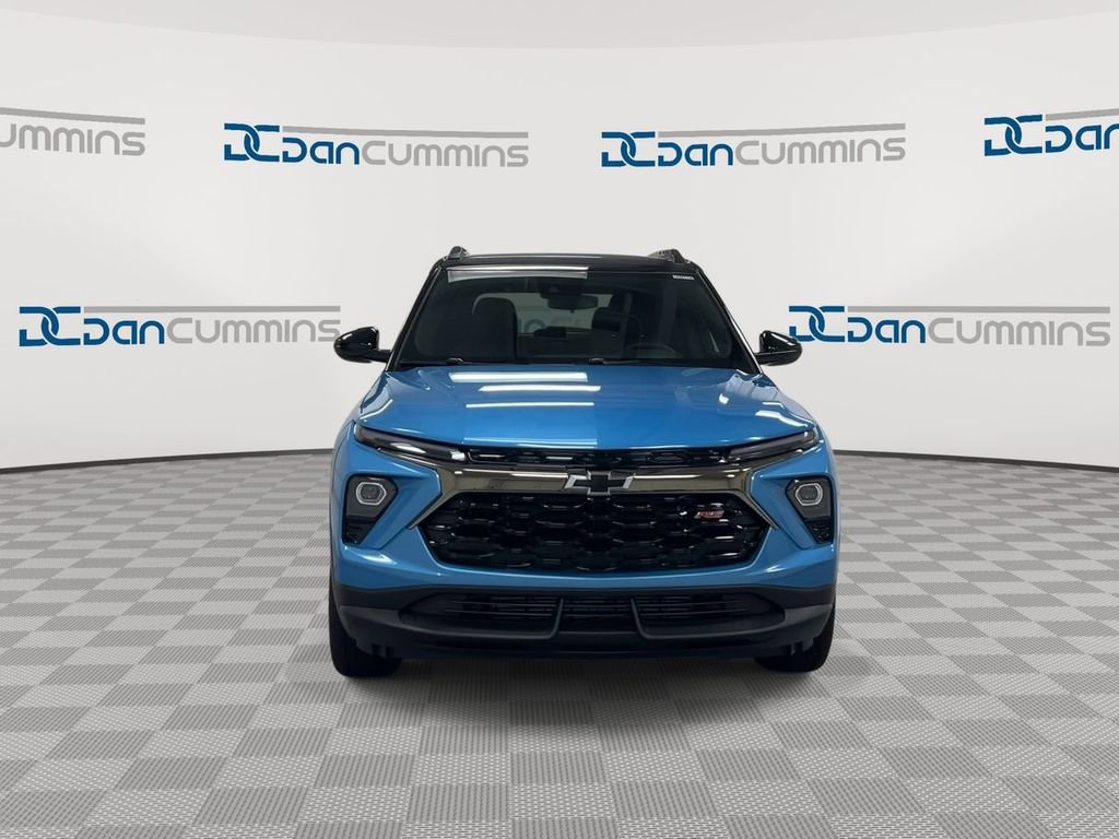 Used 2026 Chevrolet TrailBlazer RS FWD image 3