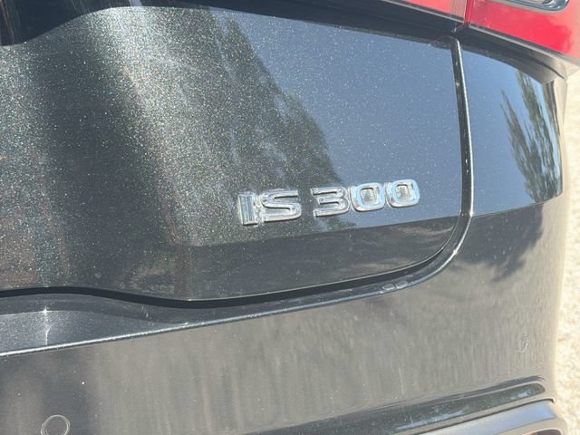 Used 2021 Lexus IS 300 w/ Comfort Package RWD image 11
