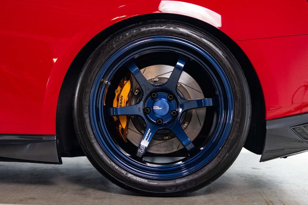 Used 2018 Nissan GT-R Premium AWD/4WD image 39