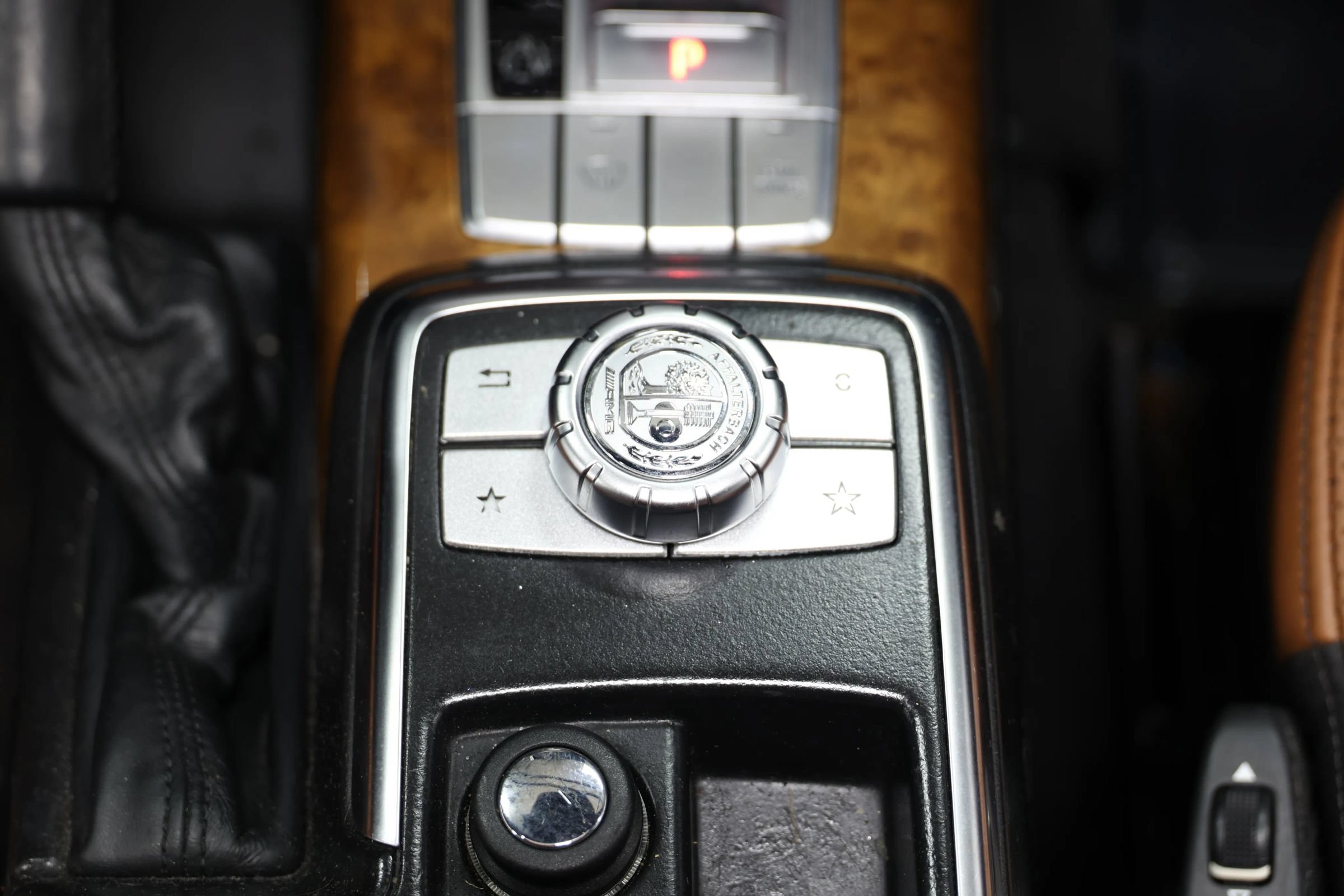 Used 2013 Mercedes-Benz G 63 AMG 4MATIC image 36