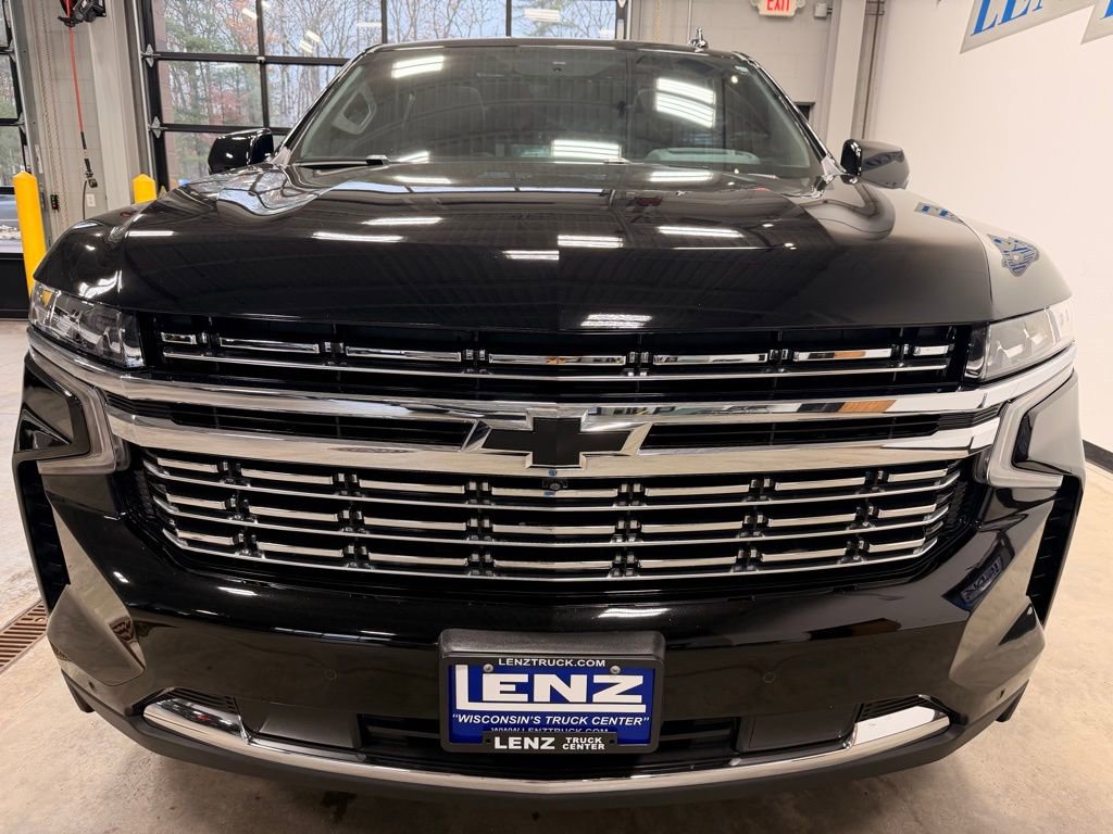 Used 2024 Chevrolet Tahoe Premier w/ Advanced Technology Package AWD/4WD image 3