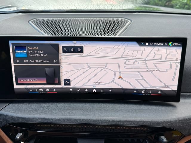 Used 2025 BMW 330i xDrive Sedan w/ M Sport Package AWD/4WD image 13
