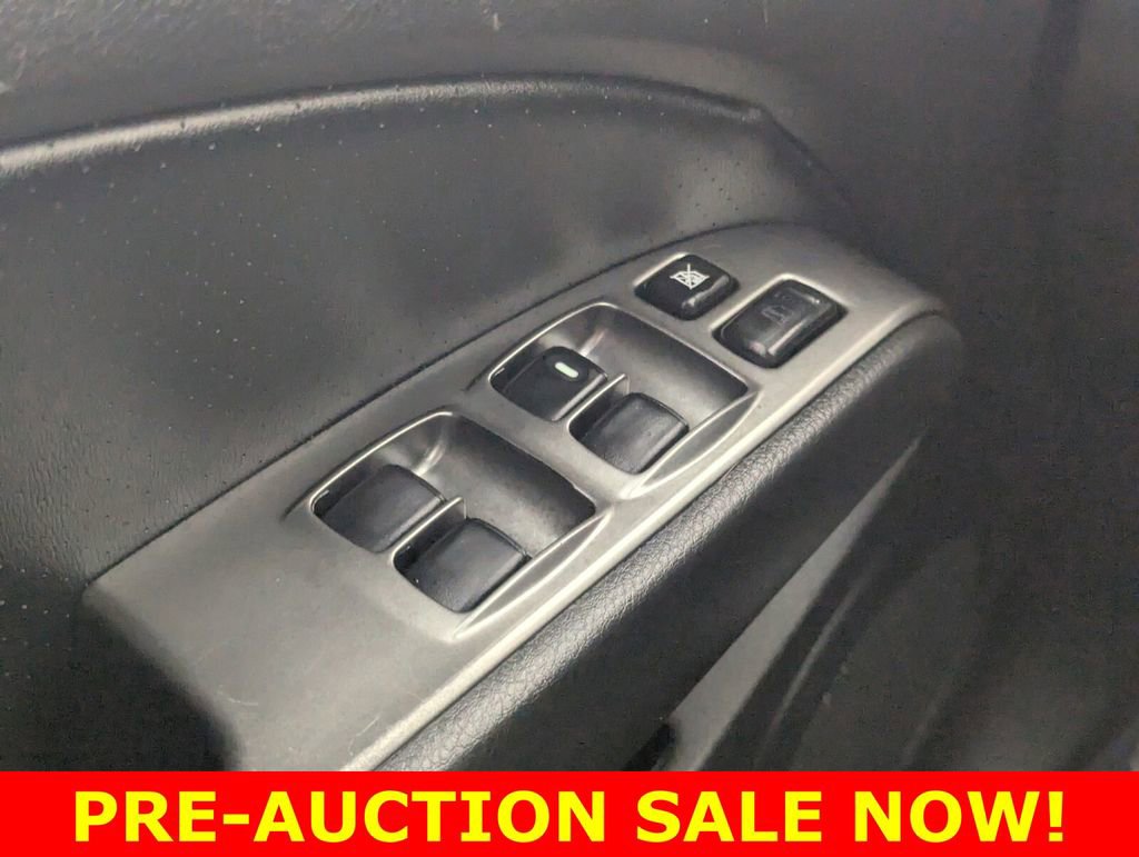 Used 2006 Mitsubishi Outlander SE FWD image 15