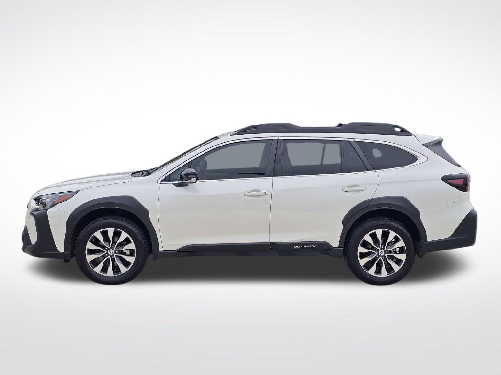 Used 2025 Subaru Outback Limited AWD/4WD image 9