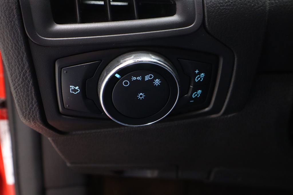 Used 2014 Ford Focus SE image 26