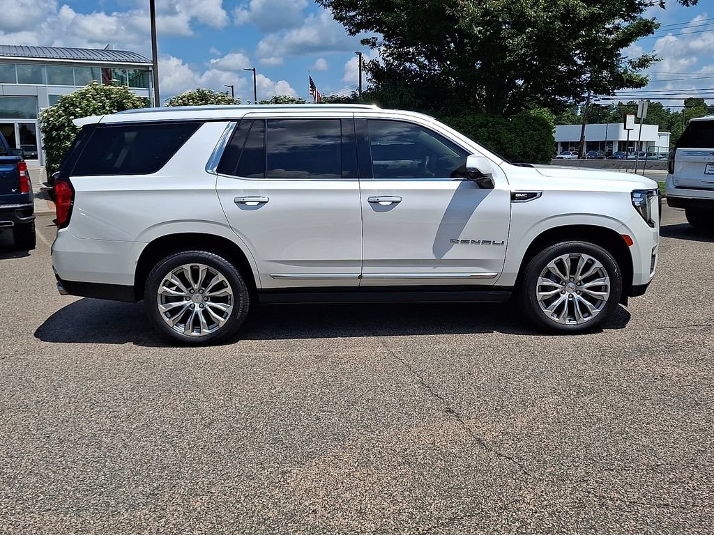 Used 2021 GMC Yukon Denali w/ Denali Ultimate Package AWD/4WD image 10