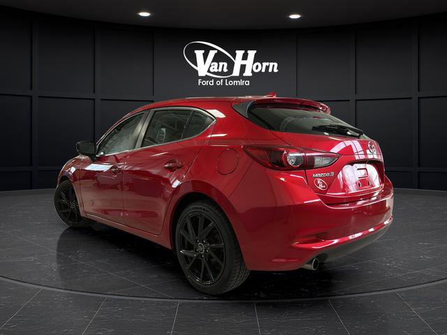 Used 2018 MAZDA MAZDA3 Grand Touring FWD image 5