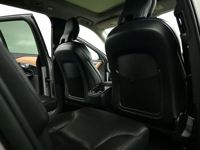 Used 2023 Volvo XC90 B6 Plus w/ Protection Package image 66