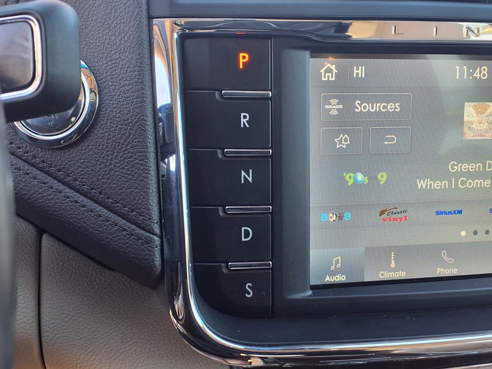 Used 2020 Lincoln Continental Reserve w/ Luxury Package image 25