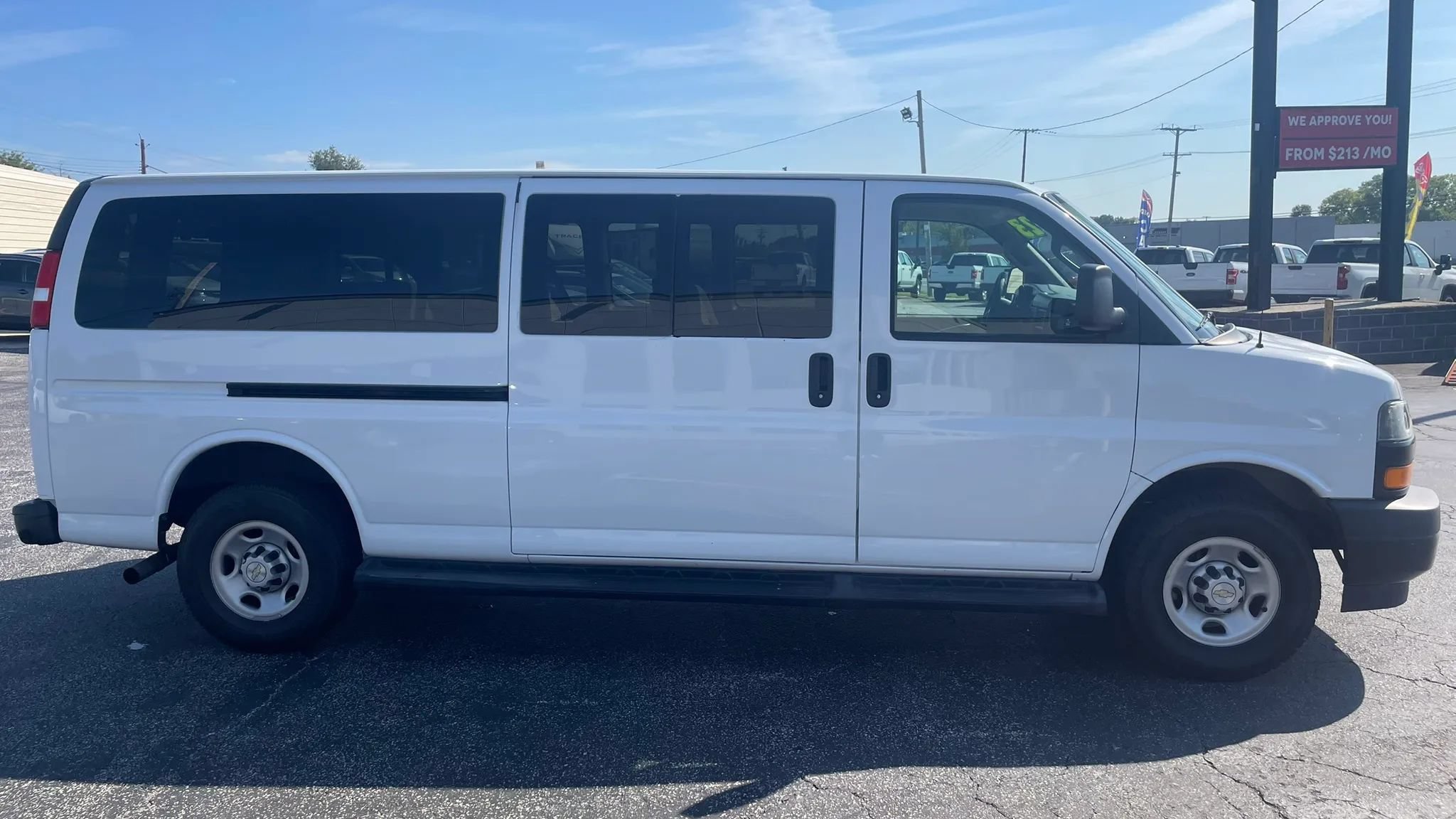 Used 2023 Chevrolet Express 3500 LS RWD image 4