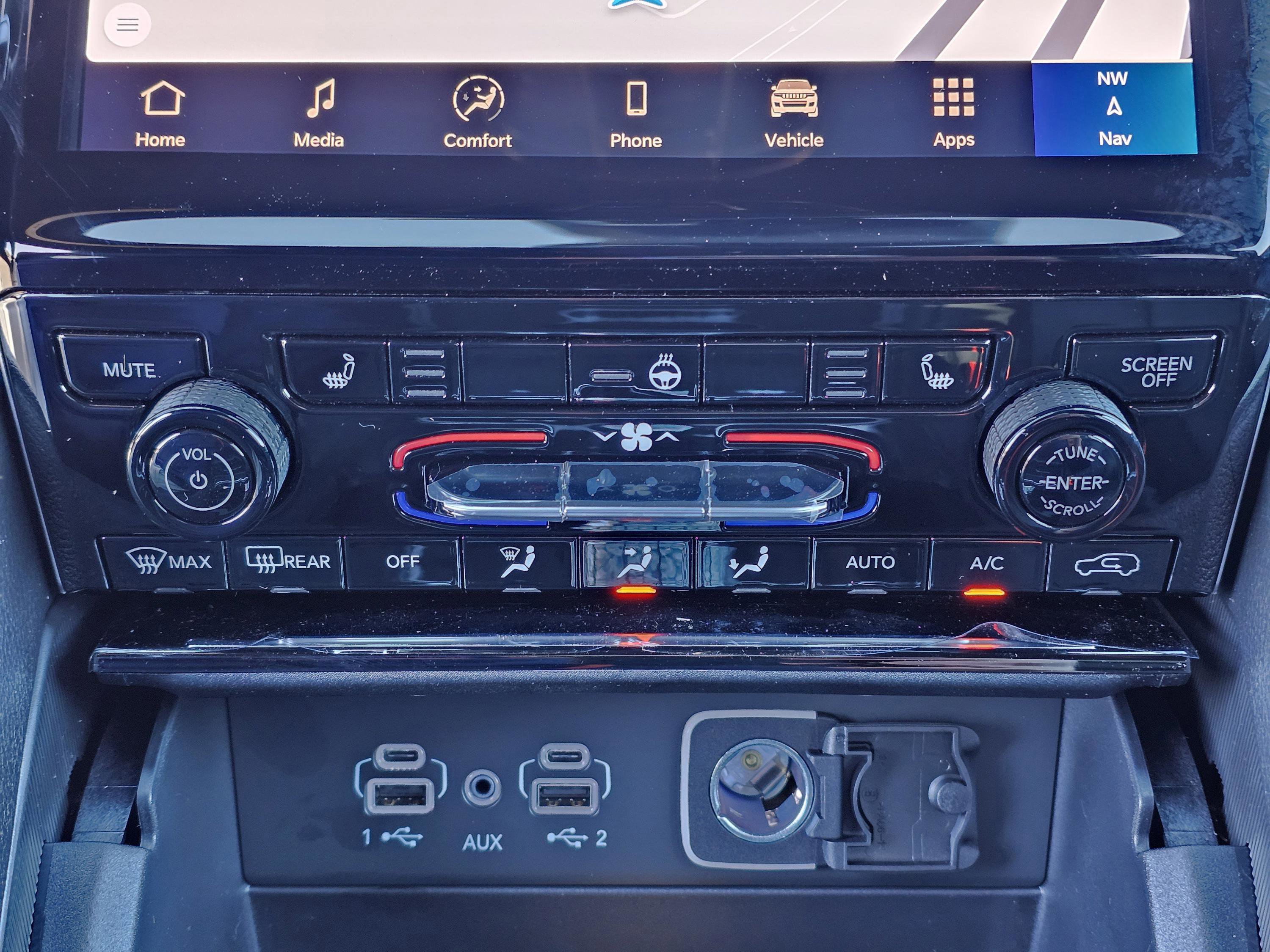 New 2025 Jeep Grand Cherokee L Limited image 29