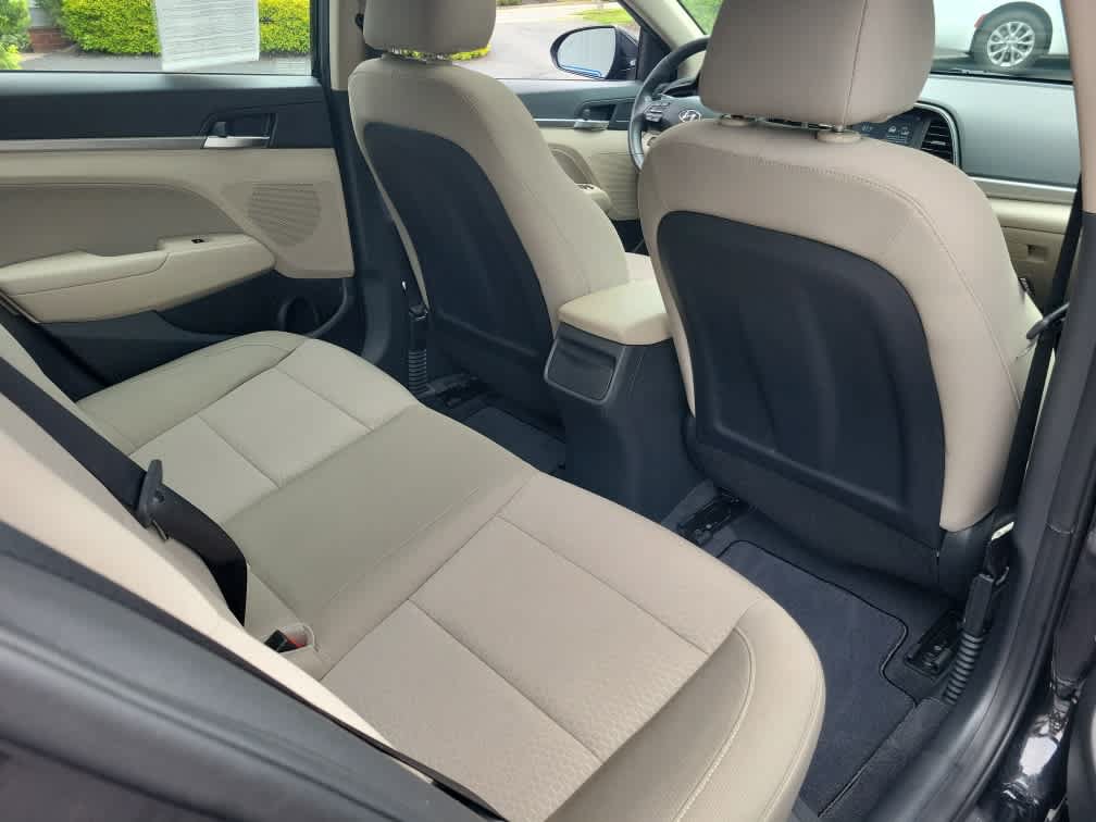 Used 2020 Hyundai Elantra Value Edition w/ Cargo Package (C1) FWD image 27