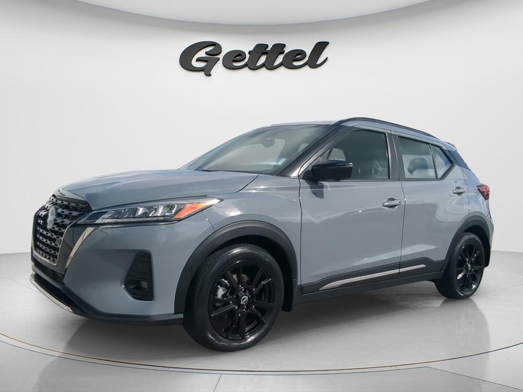 Certified 2023 Nissan Kicks SR image 1